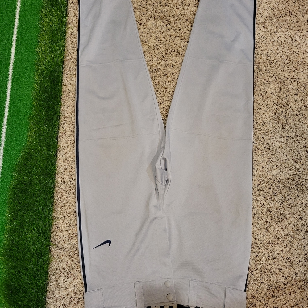Mens Grey dry fit nike baseball pants med